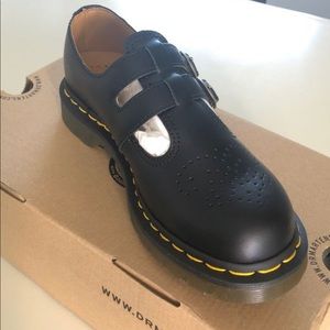Doc Martens 8065 Mary Jane